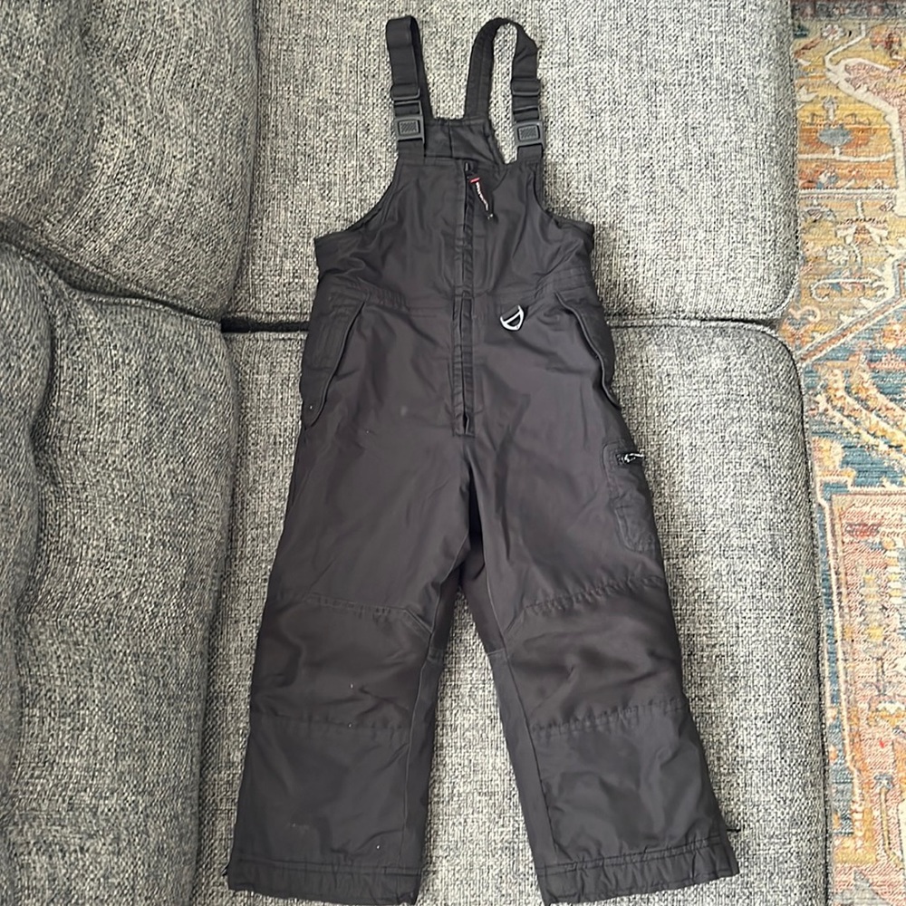 Boys black, 3T snow pants
